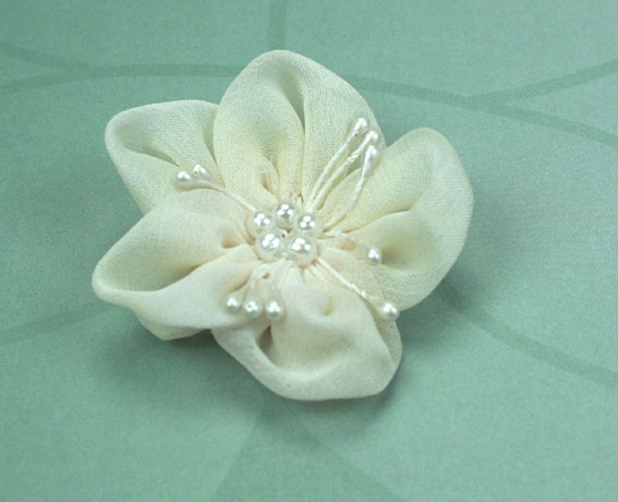 GT-5cm Sakura Ivory Flower